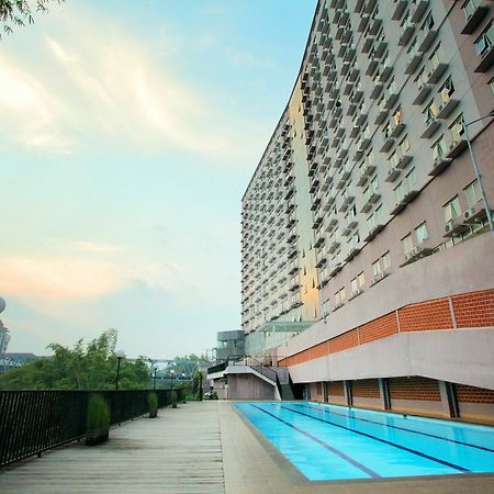 Everyday Smart Hotel - Malang Zewnętrze zdjęcie