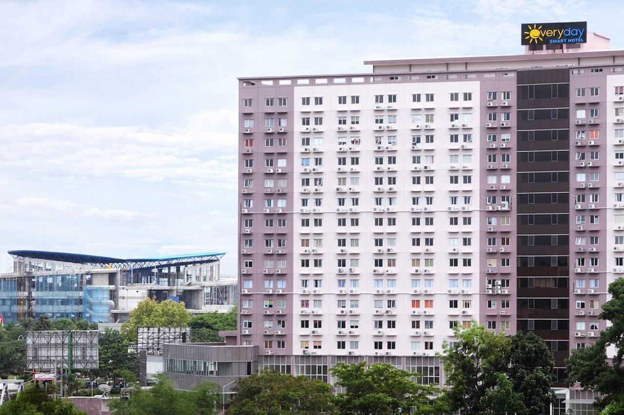 Everyday Smart Hotel - Malang Zewnętrze zdjęcie