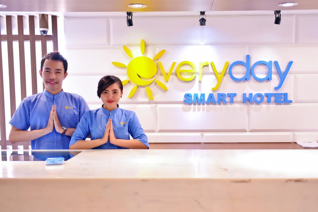 Everyday Smart Hotel - Malang Zewnętrze zdjęcie