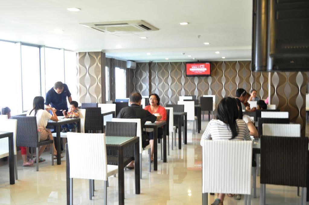 Everyday Smart Hotel - Malang Zewnętrze zdjęcie